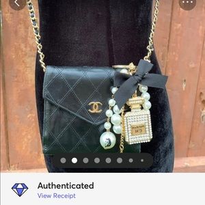 ❌SOLD❌CHANEL CC Logo Black Lambskin Wallet